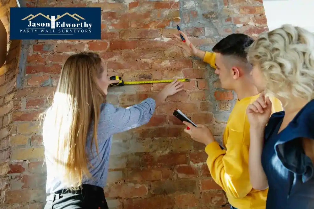 What are the responsibilities of a party wall surveyor Hastings?